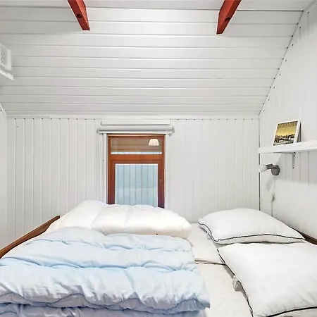 C11524-hemmet-bork-hytteby-246 펜션 *